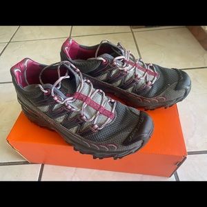 La Sportiva Ultra Raptors Women's 9 trail shoes